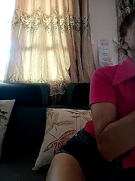 Snapshot of Baby-sexysweet69 chatting on June 23, 2:42 am Baby-sexysweet69 online show from June 23, 2:42 am