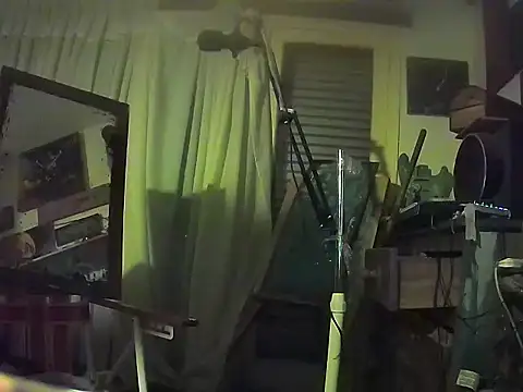 amoralall online show from January 10, 8:05 am