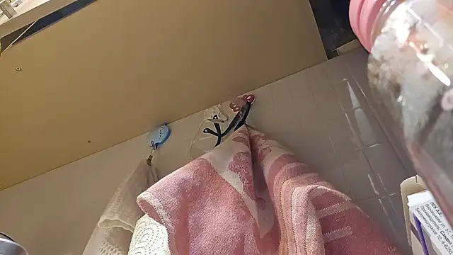 AlejandraDelaney online show from December 11, 9:34 pm