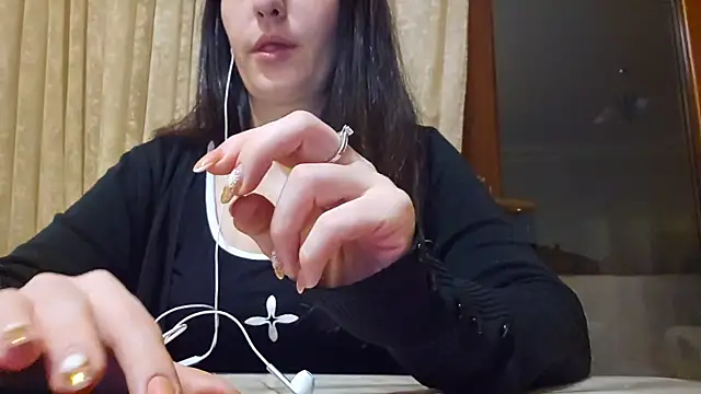 AlejandraDelaney online show from December 30, 10:12 pm