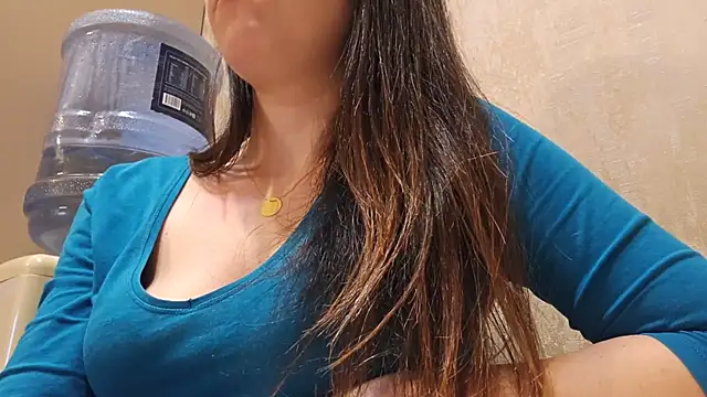 AlejandraDelaney online show from January 24, 4:17 pm