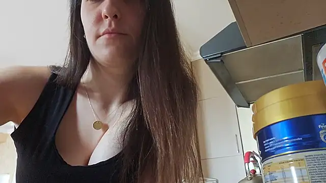 AlejandraDelaney online show from January 25, 8:42 am