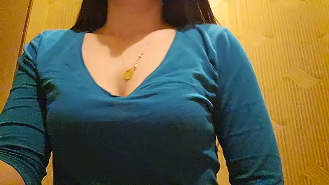 AlejandraDelaney online show from March 15, 4:21 pm