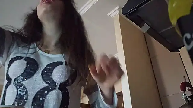 AlejandraDelaney online show from November 7, 1:11 pm