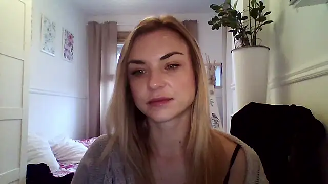 ashley xlove online show from December 15, 7:34 am