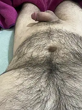 Snapshot of TheArabicGuyx chatting on April 2, 3:48 am TheArabicGuyx online show from April 2, 3:48 am