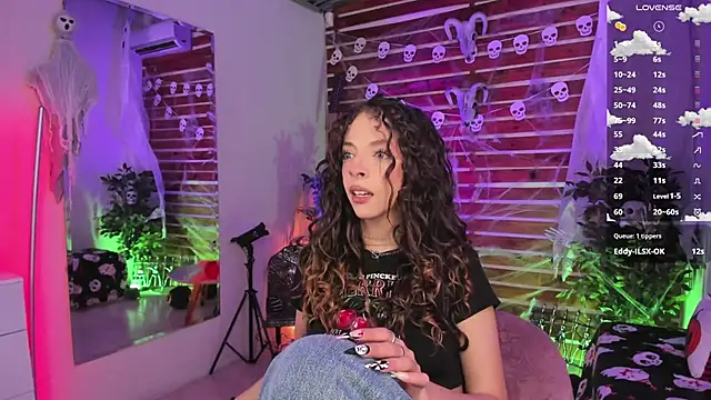 Sapphire Venuss online show from October 27, 1:42 am