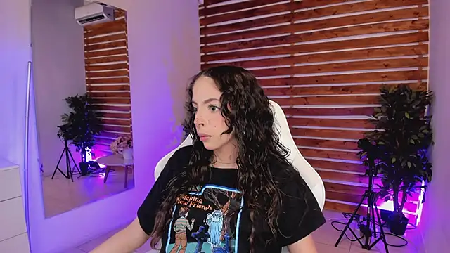 Snapshot of Sapphire_Venuss chatting on May 21, 2:29 am Sapphire Venuss online show from May 21, 2:29 am