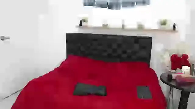 lily f00x online show from December 16, 12:27 pm