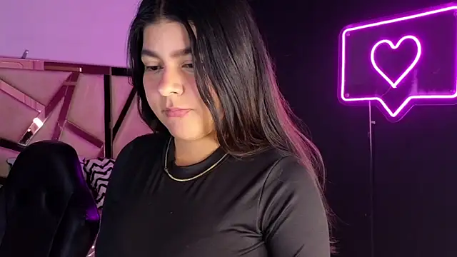 emmalee 01a online show from February 11, 11:32 am