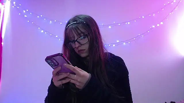 Aurora blossom   online show from December 16, 8:14 pm