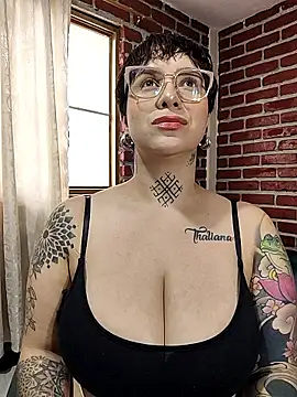 Snapshot of KatInk chatting on January 7, 2:52 pm KatInk online show from January 7, 2:52 pm