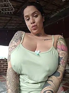 Snapshot of KatInk chatting on March 12, 12:11 pm KatInk online show from March 12, 12:11 pm