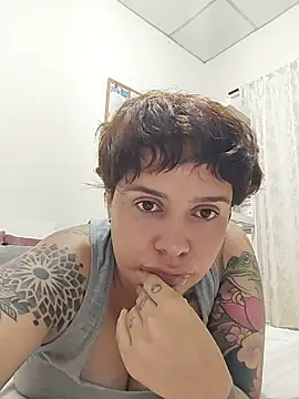 Snapshot of KatInk chatting on April 11, 12:48 am KatInk online show from April 11, 12:48 am