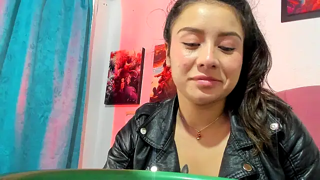 teffy lee online show from November 9, 9:02 pm