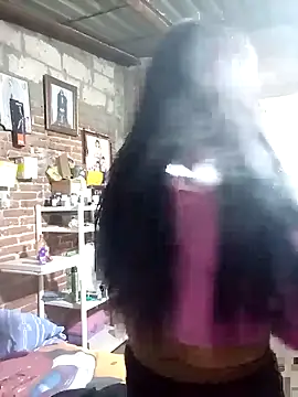 yovana13 online show from November 25, 6:24 am