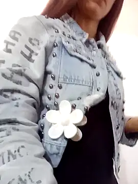 Luci And Sofi online show from October 17, 1:14 pm