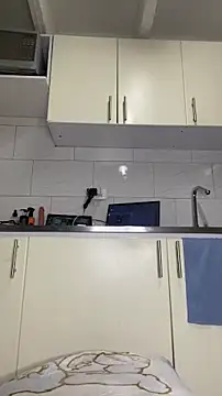 Snapshot of Chloee_ep chatting on March 5, 5:03 am Chloee ep online show from March 5, 5:03 am