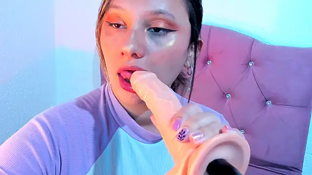 Mila nixon02 online show from February 22, 4:40 pm