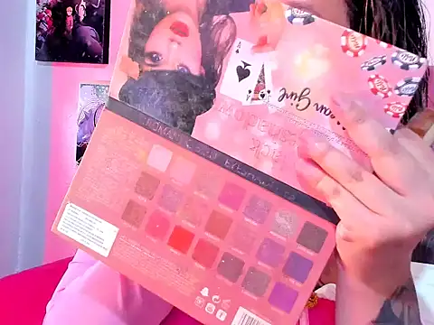 Mila nixon02 online show from October 31, 4:30 pm