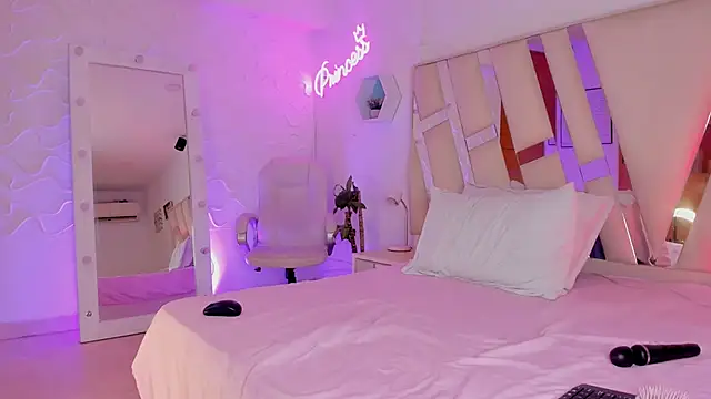 Snapshot of EthanCollens chatting on November 14, 10:07 pm EthanCollens online show from November 14, 10:07 pm