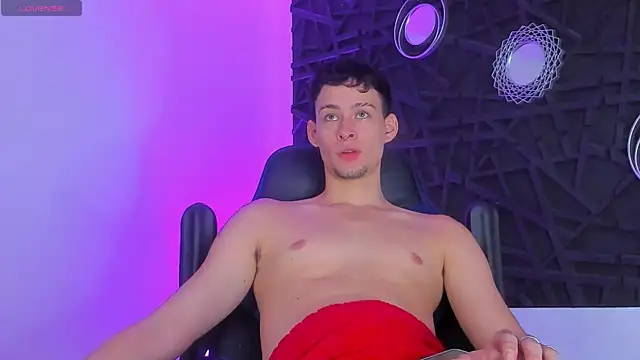 Snapshot of JadeSmiith_ chatting on January 10, 9:31 pm JadeSmiith online show from January 10, 9:31 pm