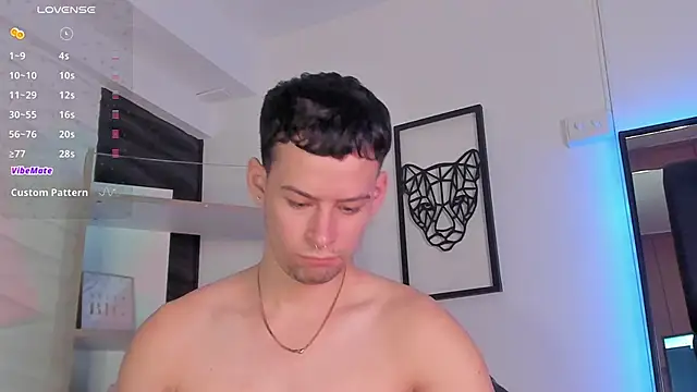 Snapshot of JadeSmiith_ chatting on February 19, 10:20 pm JadeSmiith online show from February 19, 10:20 pm