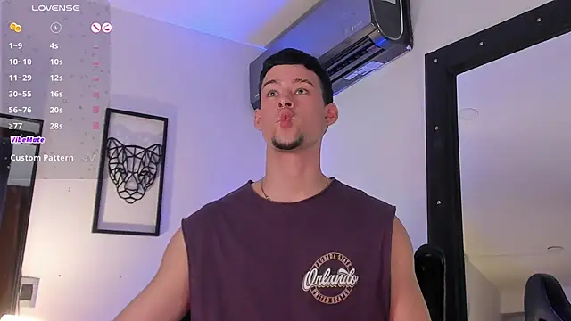 Snapshot of JadeSmiith_ chatting on March 15, 10:22 pm JadeSmiith online show from March 15, 10:22 pm