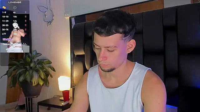 Snapshot of JadeSmiith_ chatting on September 8, 10:20 pm JadeSmiith online show from September 8, 10:20 pm