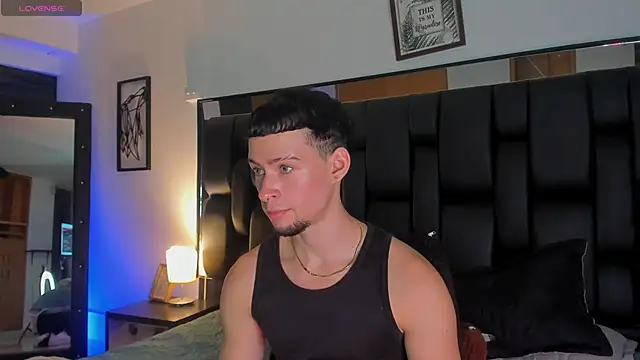 Snapshot of JadeSmiith_ chatting on September 17, 10:33 pm JadeSmiith online show from September 17, 10:33 pm