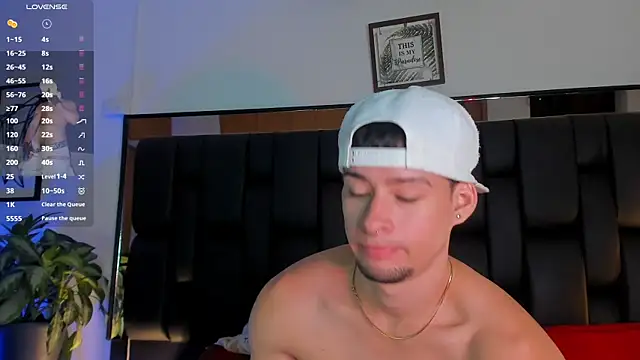 Snapshot of JadeSmiith_ chatting on November 21, 10:41 pm JadeSmiith online show from November 21, 10:41 pm