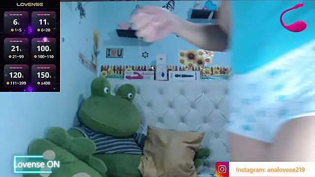 ana studio online show from February 5, 2:00 pm