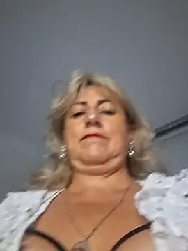 almaluna7 online show from February 22, 12:01 am