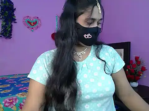 Hot Maleka online show from March 19, 5:28 pm