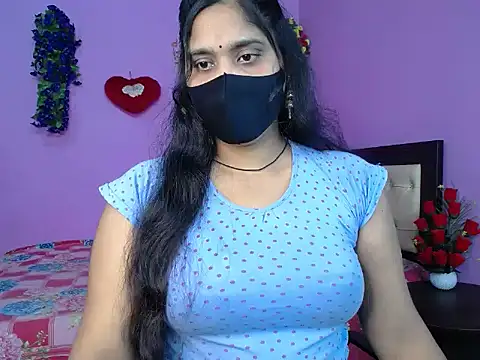 Hot Maleka online show from April 14, 4:46 pm