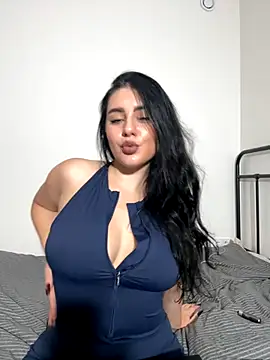 Snapshot of Evelyn___Sweet chatting on October 30, 8:20 pm Evelyn Sweet online show from October 30, 8:20 pm