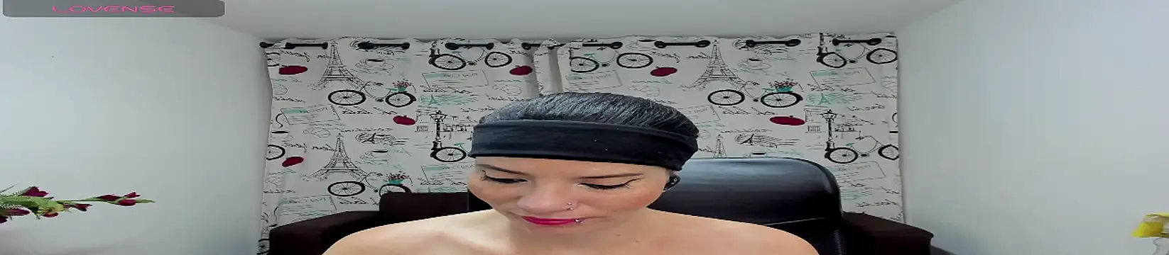 DanaaRey online show from October 31, 3:02 pm