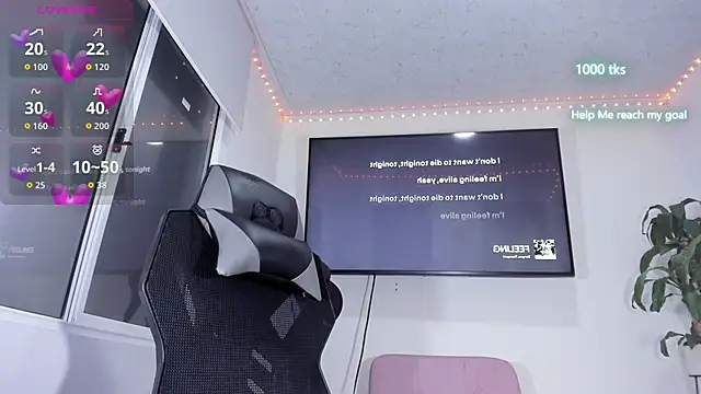 emily palmeer online show from October 14, 10:27 am