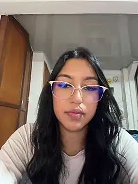 Tamara Roberts1 online show from February 28, 5:48 am