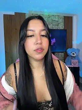 Tamara Roberts1 online show from March 11, 2:43 am