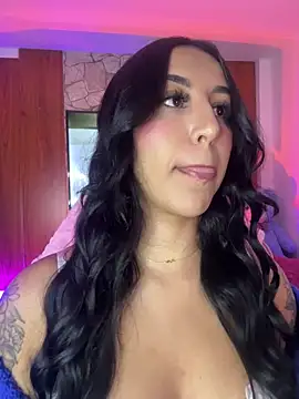 Tamara Roberts1 online show from February 1, 1:59 am