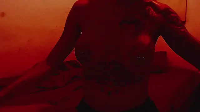 jhoanadoll online show from December 20, 7:12 am