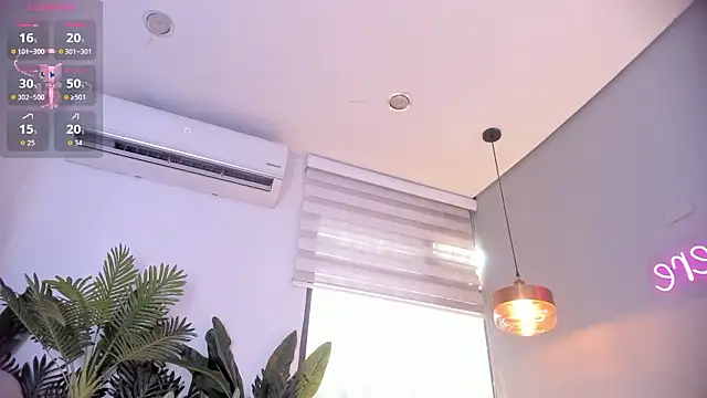 stephanymonroe online show from March 15, 5:30 pm