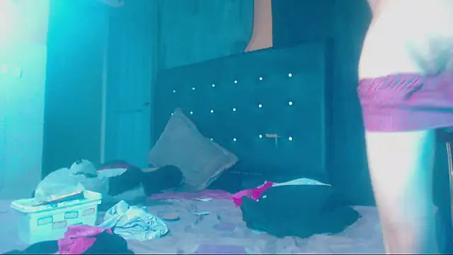 Snapshot of DOMINANTE_KLOE_ chatting on December 26, 5:47 am DOMINANTE KLOE online show from December 26, 5:47 am