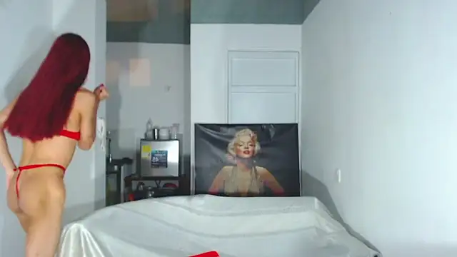 Snapshot of DOMINANTE_KLOE_ chatting on January 22, 5:48 am DOMINANTE KLOE online show from January 22, 5:48 am