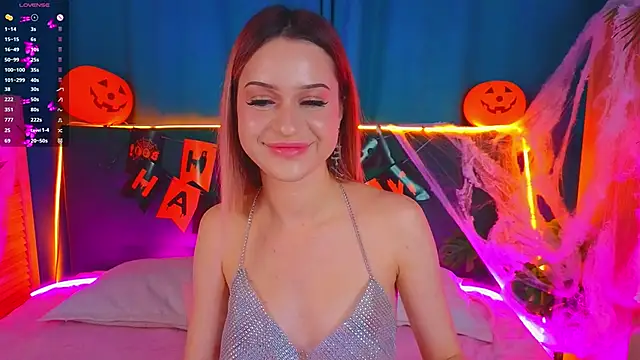 AlinaWalters online show from October 29, 8:32 pm