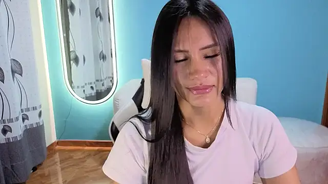 Snapshot of allison_a1 chatting on October 15, 3:28 am allison a1 online show from October 15, 3:28 am