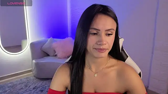 Snapshot of allison_a1 chatting on November 7, 3:28 am allison a1 online show from November 7, 3:28 am