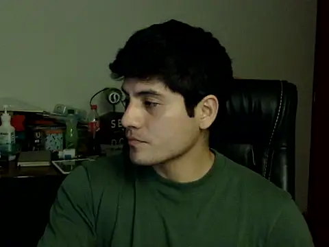 Snapshot of pajerazo11 chatting on July 31, 11:48 pm pajerazo11 online show from July 31, 11:48 pm