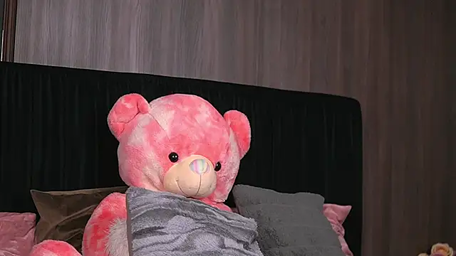 CataleyaKirk online show from December 17, 4:43 pm